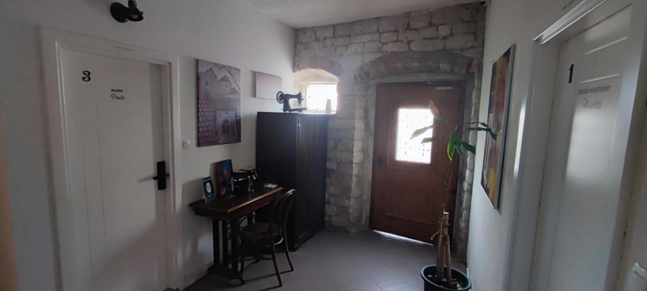 Studios Kadena Trogir - 18Th Century Stone House Eksteriør bilde