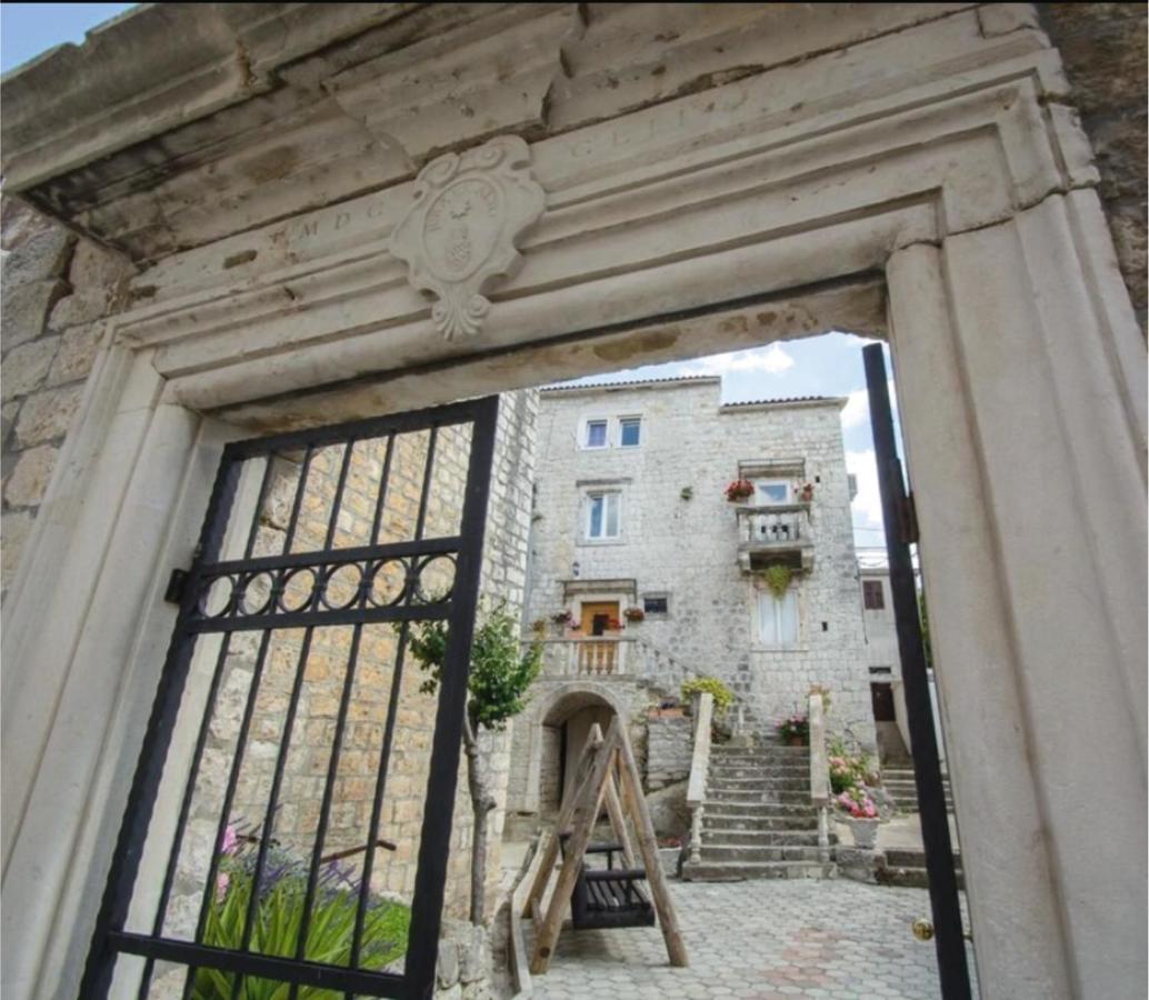 Studios Kadena Trogir - 18Th Century Stone House Eksteriør bilde